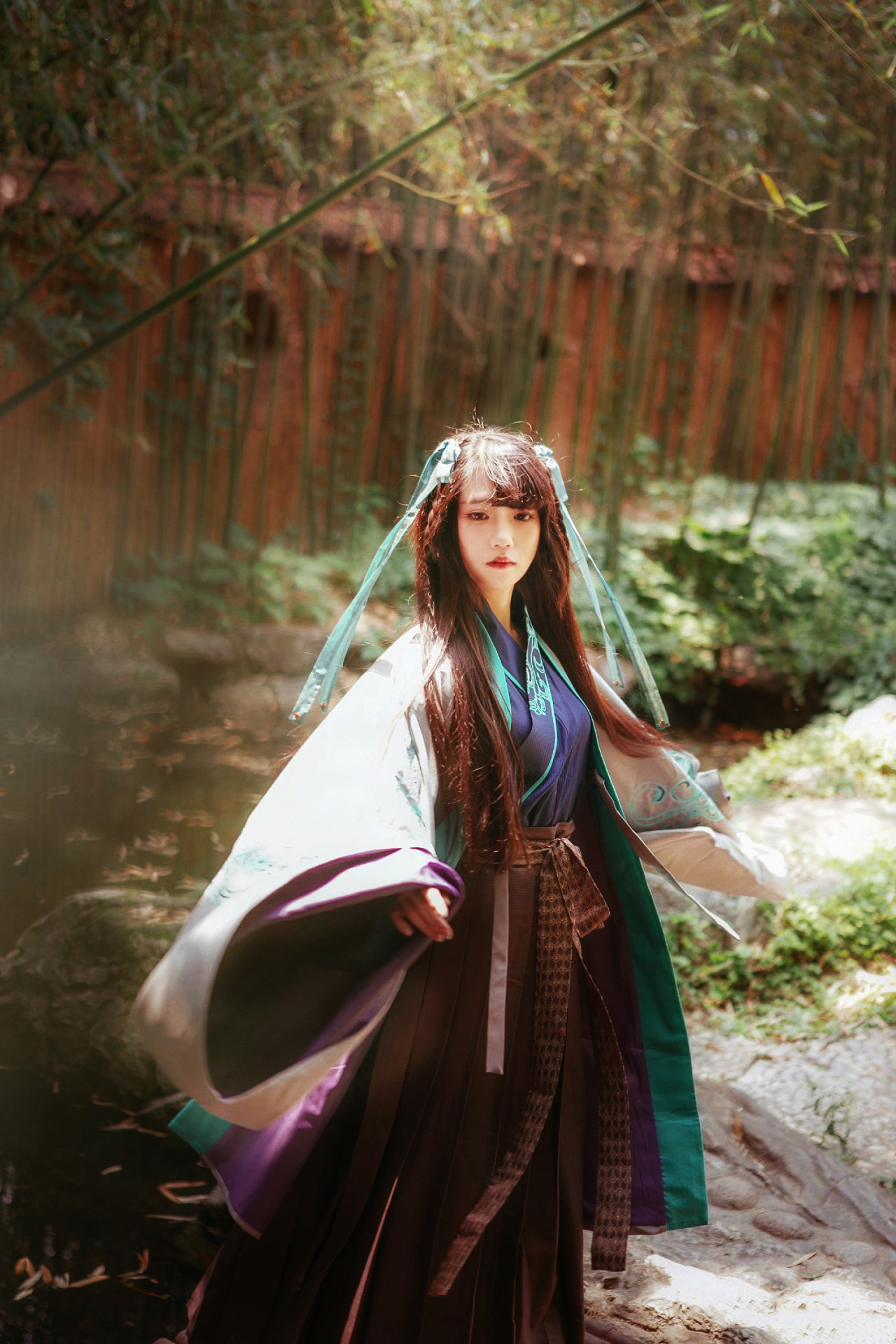 Hanfu Model with brown hanfu Photoshopped